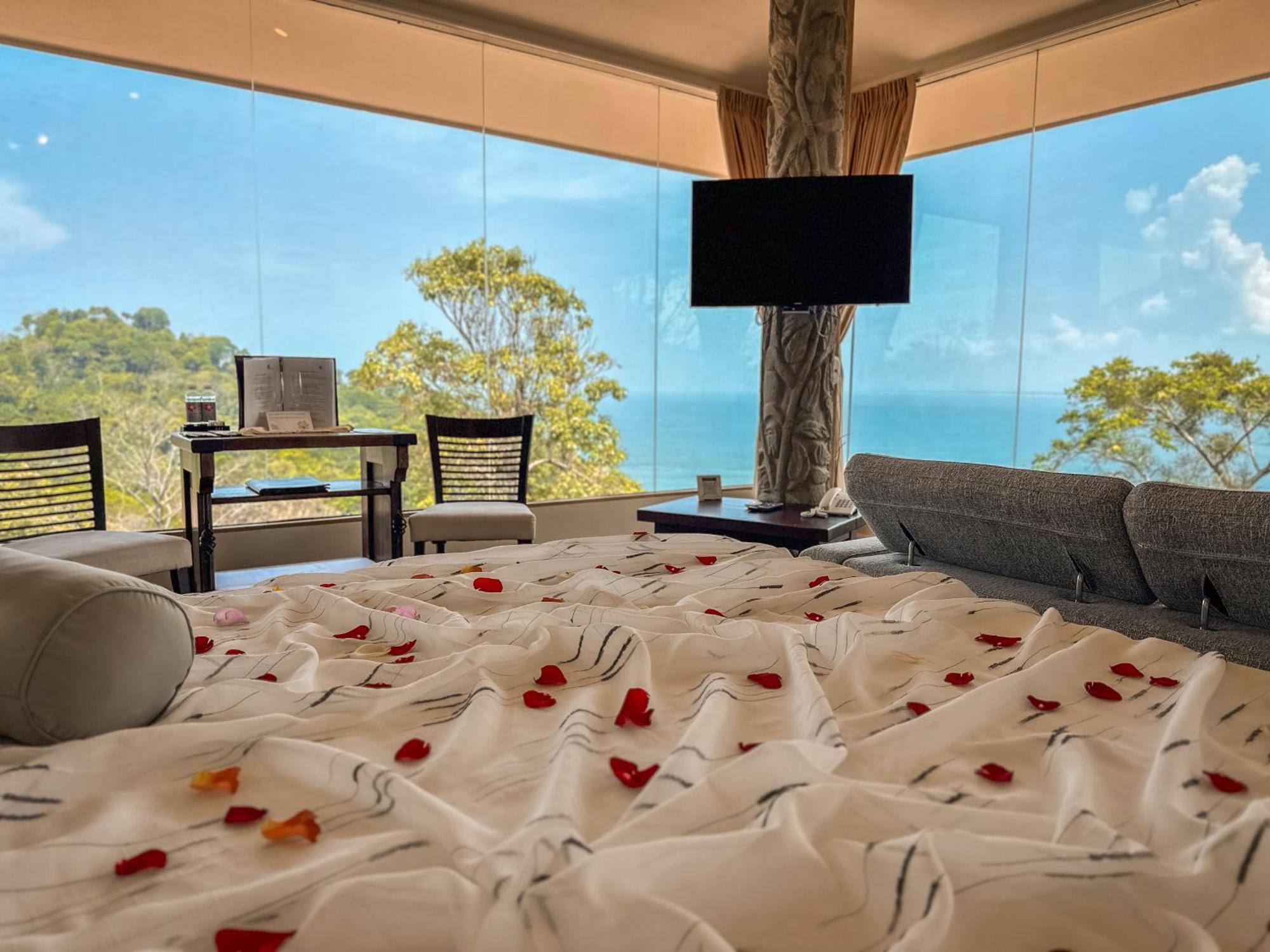 Issimo Suites (Adults Only) Мануэль-Антонио Экстерьер фото