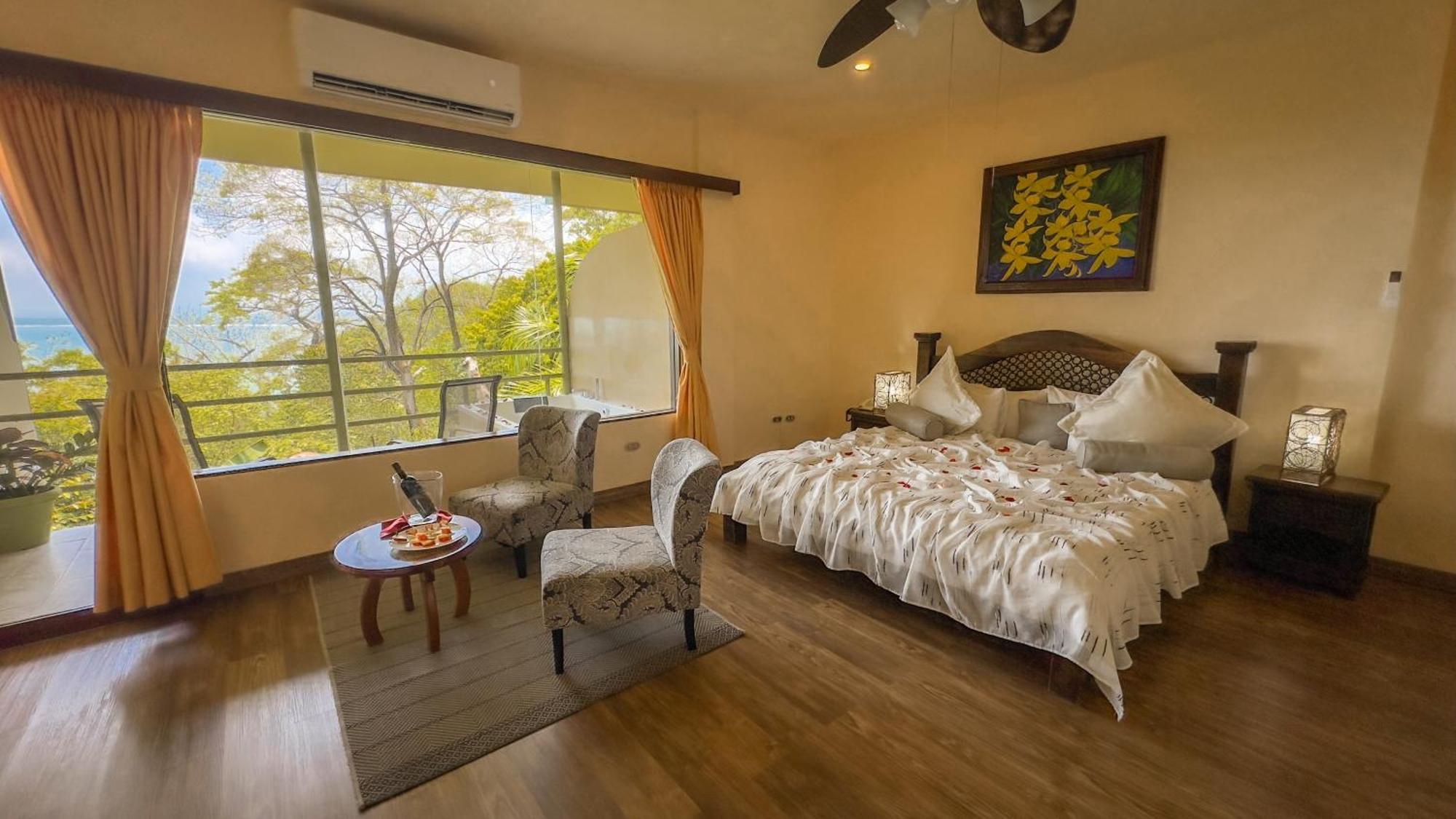 Issimo Suites (Adults Only) Мануэль-Антонио Экстерьер фото